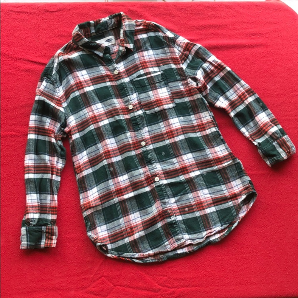 Old Navy girls red & green plaid shirt-size M (8)